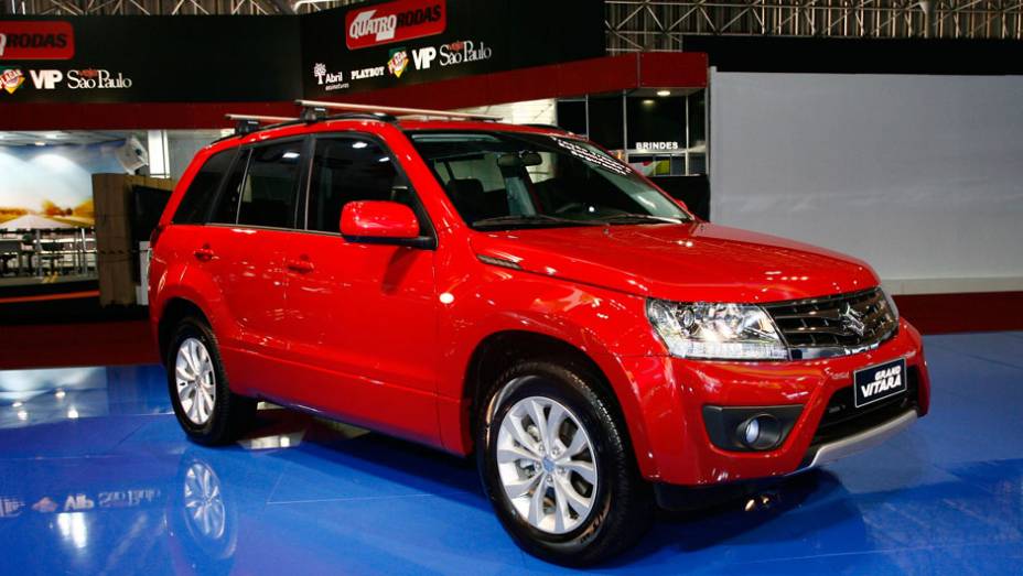 A Suzuki anunciou a chegada do Grand Vitara 2013 ao mercado brasileiro | <a href="https://preprod.quatrorodas.abril.com.br/salao-do-automovel/2012/carros/grand-vitara-703984.shtml" rel="migration">Leia mais</a>