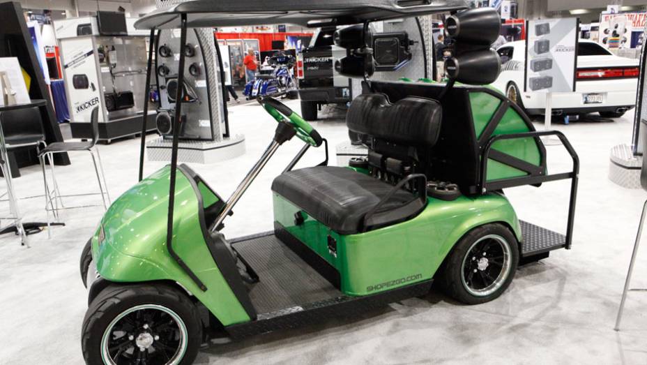 Maior evento de carros personalizados do mundo, o SEMA Show re&uacute;ne todo tipo de projeto sobre rodas. At&eacute; os carrinhos de golfe entraram na dan&ccedil;a...