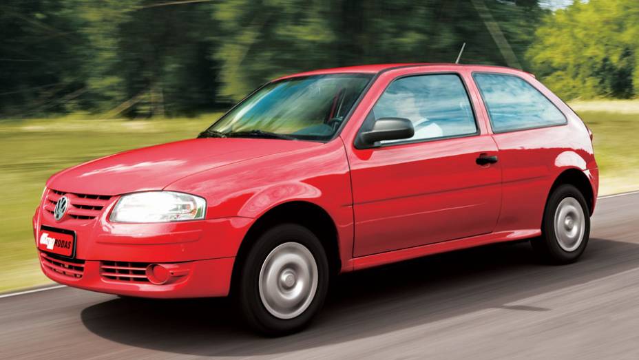 Volkswagen Gol G4 Ecomotion 1.0 - Nota A: 8,4/12 km/l na cidade; 9,8/14,1 km/l na estrada (etanol/gasolina) <a href="https://preprod.quatrorodas.abril.com.br/noticias/mercado/inmetro-divulga-nova-lista-veiculos-mais-economicos-716785.shtml" rel="migration">Leia mais</a>