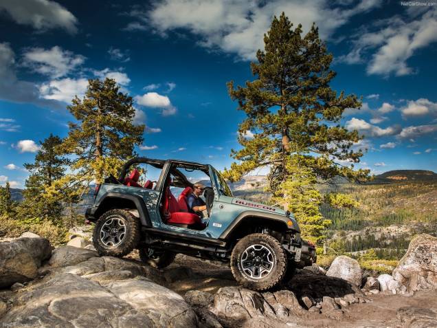 De acordo com a marca, este é o Wrangler mais capaz já produzido | <a href="https://preprod.quatrorodas.abril.com.br/saloes/los-angeles/2012/jeep-wrangler-rubicon-10th-anniversary-724533.shtml" rel="migration">Leia mais</a> De acordo com a marca, este é o Wrangler mais capaz já produzido | <a href="https://preprod.quatrorodas.abril.com.br/saloes/los-angeles/2012/jeep-wrangler-rubicon-10th-anniversary-724533.shtml" rel="migration">Leia mais</a>