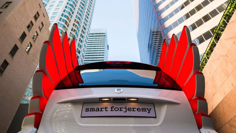 ...em 2013, ser&aacute; feita uma vers&atilde;o de produ&ccedil;&atilde;o limitada! | <a href="https://preprod.quatrorodas.abril.com.br/saloes/los-angeles/2012/smart-forjeremy-concept-724531.shtml" rel="migration">Leia mais</a>