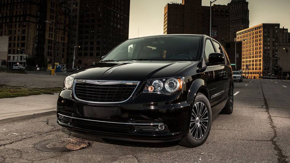 Chrysler Town & Country S