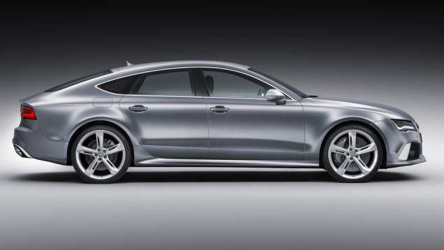 O modelo, sexto da família RS da marca, chega para brigar com o BMW M6 Gran Coupe, também revelado no evento norte-americano | <a href="https://preprod.quatrorodas.abril.com.br/saloes/detroit/2013/audi-rs7-sportback-730961.shtml" rel="migration">Leia mais</a> O modelo, sexto da família RS da marca, chega para brigar com o BMW M6 Gran Coupe, também revelado no evento norte-americano | <a href="https://preprod.quatrorodas.abril.com.br/saloes/detroit/2013/audi-rs7-sportback-730961.shtml" rel="migration">Leia mais</a>