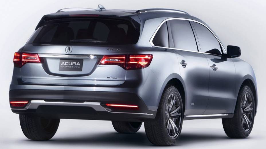 O modelo que antecipa a próxima geração do crossover MDX, programada para chegar ao mercado no fim de 2013 | <a href="https://preprod.quatrorodas.abril.com.br/saloes/detroit/2013/acura-mdx-prototype-731022.shtml" rel="migration">Leia mais</a>