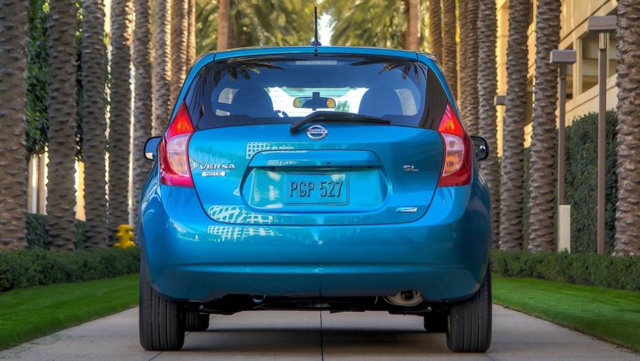 Valor representa um aumento de US$ 2 mil em rela&ccedil;&atilde;o ao Versa sed&atilde; | <a href="https://preprod.quatrorodas.abril.com.br/saloes/detroit/2013/nissan-versa-note-731021.shtml" rel="migration">Leia mais</a>