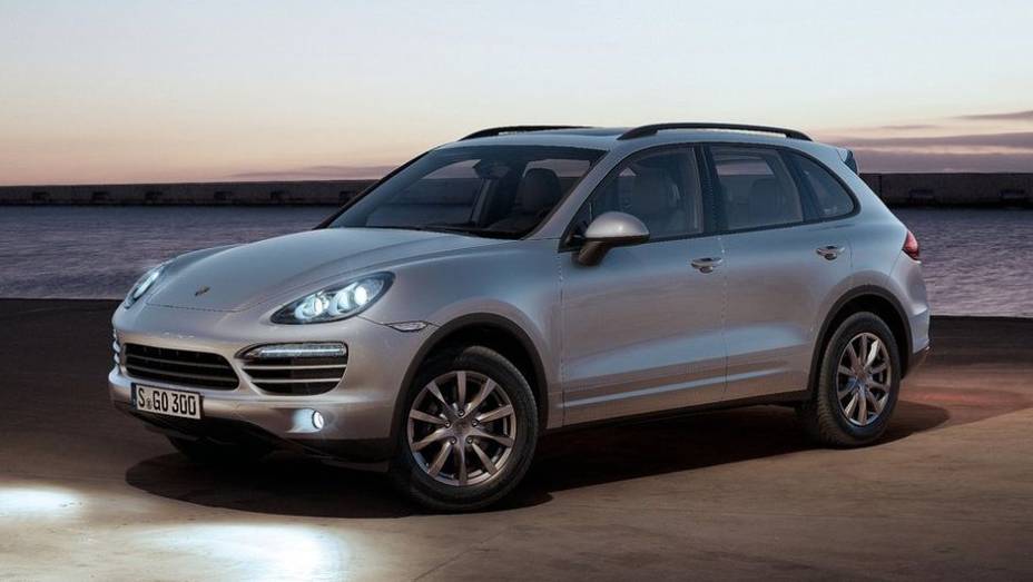 SUVS MÉDIOS: Porsche Cayenne