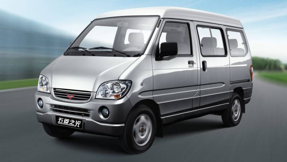 1º - Wuling Sunshine Series - 1.212.179 unidades <a href="https://preprod.quatrorodas.abril.com.br/noticias/mercado/minivan-chinesa-modelo-mais-vendido-2012-734156.shtml" rel="migration">Leia mais</a>