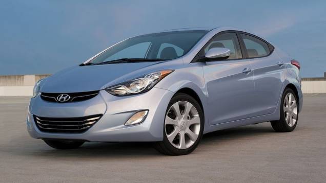 6º - Hyundai Elantra - 620.311 <a href="https://preprod.quatrorodas.abril.com.br/noticias/mercado/minivan-chinesa-modelo-mais-vendido-2012-734156.shtml" rel="migration">Leia mais</a> 6º - Hyundai Elantra - 620.311 <a href="https://preprod.quatrorodas.abril.com.br/noticias/mercado/minivan-chinesa-modelo-mais-vendido-2012-734156.shtml" rel="migration">Leia mais</a>