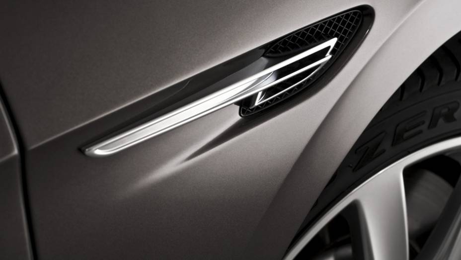 Sua apresenta&ccedil;&atilde;o oficial est&aacute; marcada para o Sal&atilde;o de Genebra | <a href="https://preprod.quatrorodas.abril.com.br/carros/lancamentos/bentley-flying-spur-734110.shtml" rel="migration">Leia mais</a>