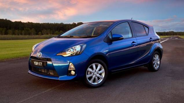 5º - Toyota Prius C - 18,3 km/l (consumo combinado) (gasolina) 5º - Toyota Prius C - 18,3 km/l (consumo combinado) (gasolina)