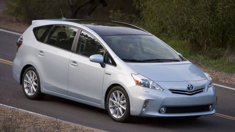 6º - Toyota Prius V - 17,4 km/l (consumo combinado) (gasolina)