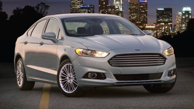 9º - Ford Fusion Hybrid - 16,6 km/l (consumo combinado) (gasolina) 9º - Ford Fusion Hybrid - 16,6 km/l (consumo combinado) (gasolina)