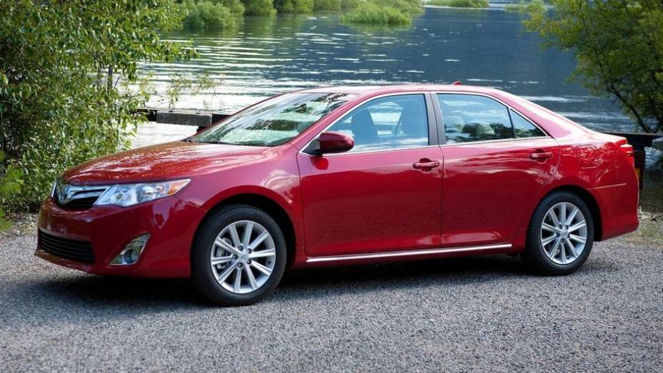 1ª - Toyota - Vendas em 2012: 6,30 milhões; Vendas em 2011: 5,08 milhões; Crescimento: 24,1%; Modelo mais vendido: Camry