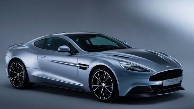 A Aston Martin celebra seu centenário em 2013. Uma das ações comemorativas é o lançamento do Vanquish Centenary Edition | <a href="%20https://preprod.quatrorodas.abril.com.br/saloes/genebra/2013/aston-martin-vanquish-centenary-edition-735344.shtml" rel="migration">Leia mais</a> A Aston Martin celebra seu centenário em 2013. Uma das ações comemorativas é o lançamento do Vanquish Centenary Edition | <a href="%20https://preprod.quatrorodas.abril.com.br/saloes/genebra/2013/aston-martin-vanquish-centenary-edition-735344.shtml" rel="migration">Leia mais</a>
