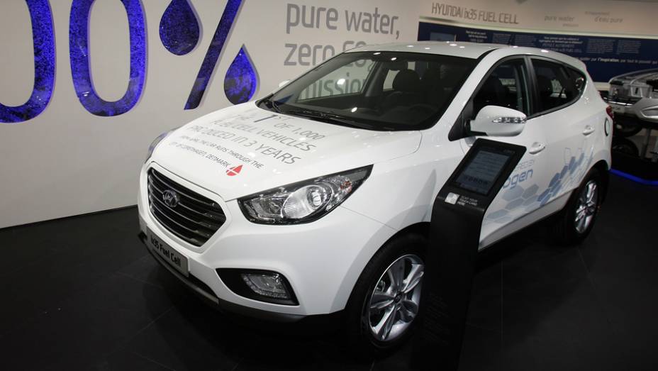 Hyundai ix35 Fuel Cell | <a href="https://preprod.quatrorodas.abril.com.br/saloes/genebra/2013/hyundai-ix35-versao-europeia-735002.shtml" rel="migration">Leia mais</a> | <a href="https://preprod.quatrorodas.abril.com.br/galerias/saloes/genebra/2013/salao-genebra-2013-parte-1-735307.shtml" rel="migration"></a>