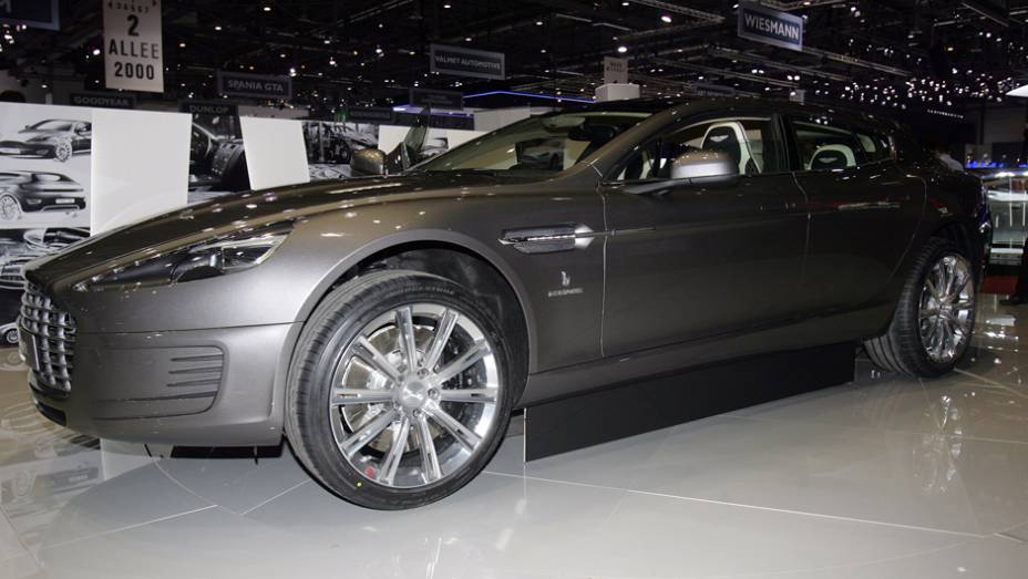 Bertone Aston Martin Jet 2plus2 | <a href="https://preprod.quatrorodas.abril.com.br/saloes/genebra/2013/bertone-revela-novo-aston-martin-734487.shtml" rel="migration">Leia mais</a> | <a href="https://preprod.quatrorodas.abril.com.br/galerias/saloes/genebra/2013/salao-genebra-2013-parte-1-" rel="migration"></a>