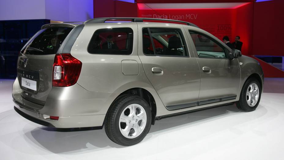 Dacia Logan MCV | <a href="https://preprod.quatrorodas.abril.com.br/saloes/genebra/2013/dacia-logan-mcv-735268.shtml" rel="migration">Leia mais</a> | <a href="https://preprod.quatrorodas.abril.com.br/galerias/saloes/genebra/2013/salao-genebra-2013-parte-1-735307.shtml" rel="migration">Parte 1 dos destaqu</a>