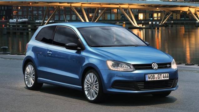 13ª - VOLKSWAGEN - 133.5 g/km | <a href="https://preprod.quatrorodas.abril.com.br/noticias/sustentabilidade/europa-registra-diminuicao-emissao-automotiva-c02-735502.shtml" rel="migration">Leia mais</a> 13ª - VOLKSWAGEN - 133.5 g/km | <a href="https://preprod.quatrorodas.abril.com.br/noticias/sustentabilidade/europa-registra-diminuicao-emissao-automotiva-c02-735502.shtml" rel="migration">Leia mais</a>