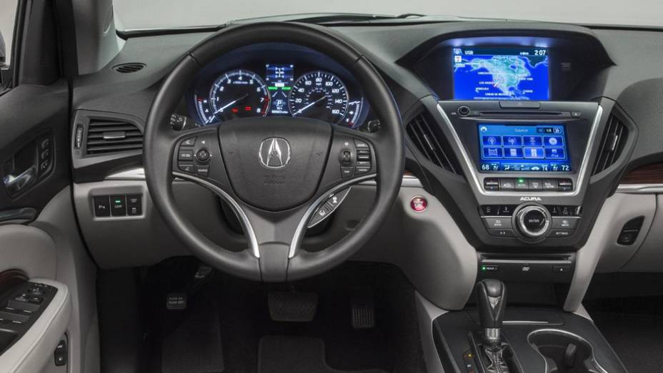 Tamb&eacute;m est&aacute; prevista a utiliza&ccedil;&atilde;o do novo sistema AcuraLink Connectivity System | <a href="%20https://preprod.quatrorodas.abril.com.br/saloes/new-york/2013//acura-mdx-736791.shtml" rel="migration">Leia mais</a>