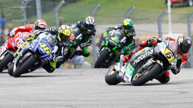 Valentino Rossi (#46) fazia boa parte até perder rendimento | <a href="https://preprod.quatrorodas.abril.com.br/moto/noticias/marquez-passeia-vence-gp-austin-motogp-779654.shtml" rel="migration">Leia mais</a> Valentino Rossi (#46) fazia boa parte até perder rendimento | <a href="https://preprod.quatrorodas.abril.com.br/moto/noticias/marquez-passeia-vence-gp-austin-motogp-779654.shtml" rel="migration">Leia mais</a>