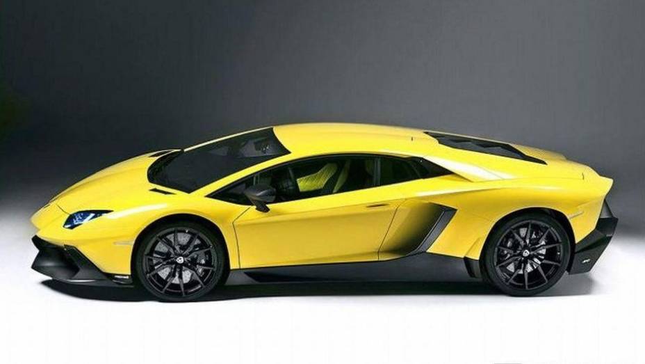 A Lamborghini não poderia deixar seu aniversário de 50 anos passar em branco | <a href="https://preprod.quatrorodas.abril.com.br/saloes/xangai/2013/lamborghini-aventador-lp720-4-50-anniversario-738879.shtml" rel="migration">Leia mais</a>