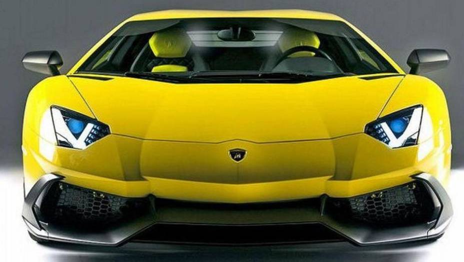 Apenas 100 unidades serão produzidas | <a href="https://preprod.quatrorodas.abril.com.br/saloes/xangai/2013/lamborghini-aventador-lp720-4-50-anniversario-738879.shtml" rel="migration">Leia mais</a>