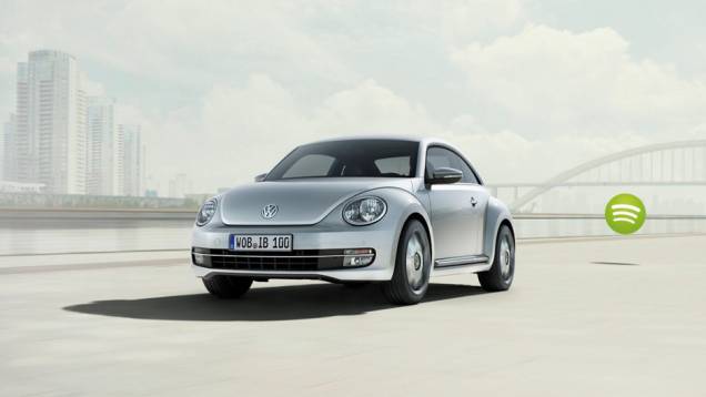 A Volkswagen revelou uma novidade durante o Salão de Xangai: o iBeetle | <a href="https://preprod.quatrorodas.abril.com.br/saloes/xangai/2013/volkswagen-ibeetle-739065.shtml" rel="migration">Leia mais</a> A Volkswagen revelou uma novidade durante o Salão de Xangai: o iBeetle | <a href="https://preprod.quatrorodas.abril.com.br/saloes/xangai/2013/volkswagen-ibeetle-739065.shtml" rel="migration">Leia mais</a>