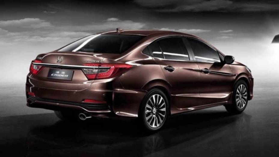 Seu motor ser&aacute; um 1.8 que a Honda afirma consumir menos gasolina do que o atual 1.5 utilizado no City | <a href="%20https://preprod.quatrorodas.abril.com.br/saloes/xangai/2013/honda-crider-concept-739062.shtml" rel="migration">Leia mais</a>