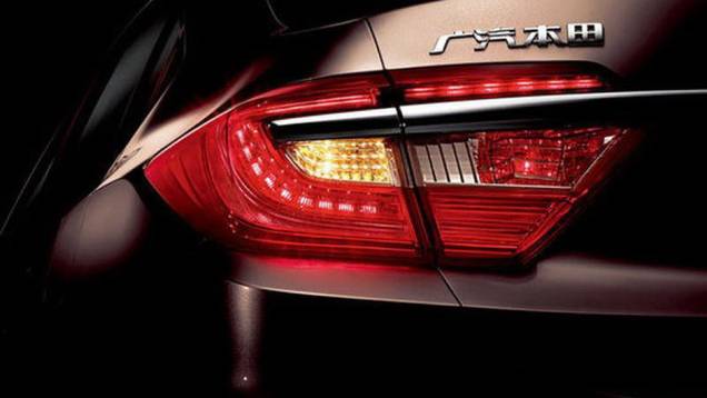 Haverá duas opções de transmissão, manual e automática, ambas com cinco marchas | <a href="%20https://preprod.quatrorodas.abril.com.br/saloes/xangai/2013/honda-crider-concept-739062.shtml" rel="migration">Leia mais</a> Haverá duas opções de transmissão, manual e automática, ambas com cinco marchas | <a href="%20https://preprod.quatrorodas.abril.com.br/saloes/xangai/2013/honda-crider-concept-739062.shtml" rel="migration">Leia mais</a>