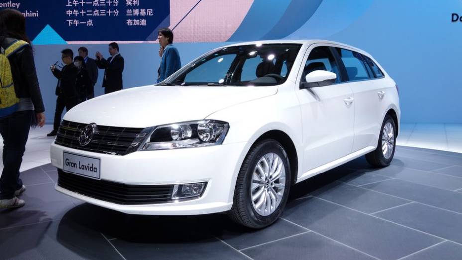 Volkswagen Gran Lavida | <a href="https://preprod.quatrorodas.abril.com.br/saloes/xangai/2013/volkswagen-gran-lavida-739277.shtml" rel="migration">Leia mais</a>