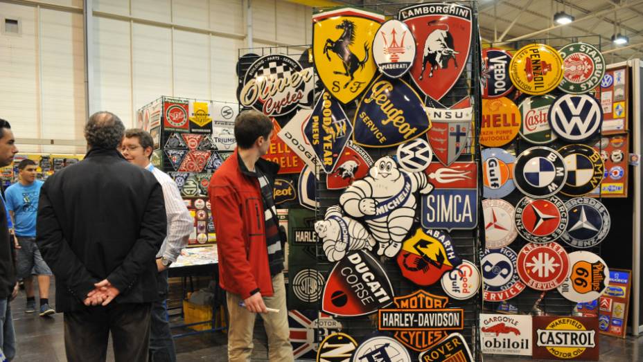 Souvenirs para decorar as garagens dos colecionadores tamb&eacute;m n&atilde;o faltam