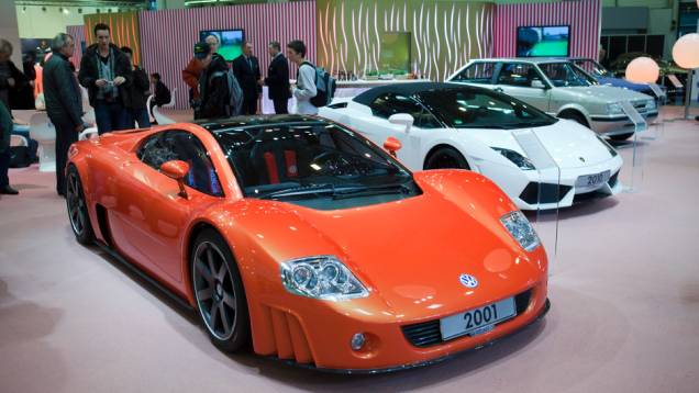 Já o Grupo VW levou o W12 (conhecido também como Nardo) e uma Lamborghini Gallardo para representar seu know-how em esportivos Já o Grupo VW levou o W12 (conhecido também como Nardo) e uma Lamborghini Gallardo para representar seu know-how em esportivos