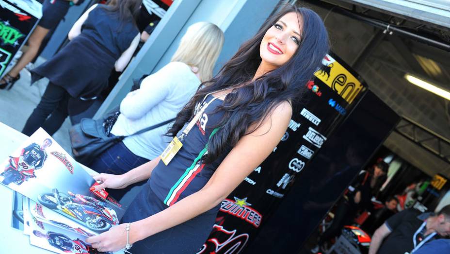 Veja as garotas que marcaram presença na etapa de Donington Park! Veja as garotas que marcaram presença na etapa de Donington Park!