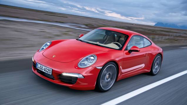 911 Carrera 2012 (991) - Maior, mais confortável, o novo 911 conseguia ser mais eficiente e econômico | <a href="%20https://preprod.quatrorodas.abril.com.br/reportagens/classicos/porsche-911-50-anos-748361.shtml" rel="migration">Leia mais</a> 911 Carrera 2012 (991) - Maior, mais confortável, o novo 911 conseguia ser mais eficiente e econômico | <a href="%20https://preprod.quatrorodas.abril.com.br/reportagens/classicos/porsche-911-50-anos-748361.shtml" rel="migration">Leia mais</a>