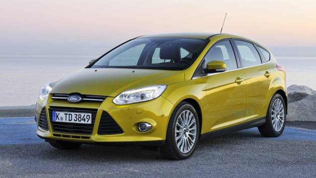 Ford Focus - Vendas no 1º semestre de 2013: 523.904 unidades - Vendas no 1º semestre de 2012: 462.401 unidades - Crescimento: 13,3% Ford Focus - Vendas no 1º semestre de 2013: 523.904 unidades - Vendas no 1º semestre de 2012: 462.401 unidades - Crescimento: 13,3%