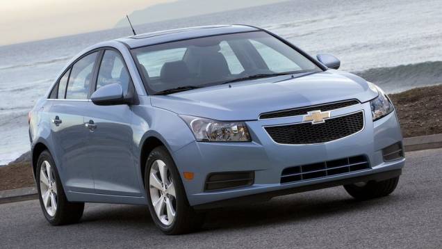 Chevrolet Cruze - Vendas no 1º semestre de 2013: 351.356 unidades - Vendas no 1º semestre de 2012: 358.795 unidades - Crescimento: -2,1% Chevrolet Cruze - Vendas no 1º semestre de 2013: 351.356 unidades - Vendas no 1º semestre de 2012: 358.795 unidades - Crescimento: -2,1%