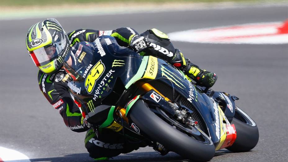 Cal Crutchlow foi o terceiro mais rápido na Inglaterra | <a href="https://preprod.quatrorodas.abril.com.br/moto/noticias/motogp-marquez-garante-pole-silverstone-751994.shtml" rel="migration">Leia mais</a>