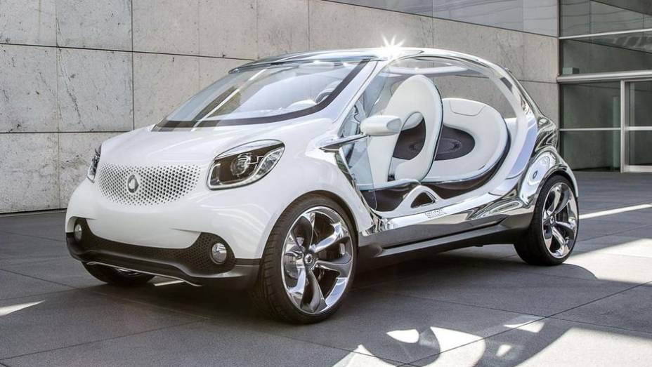 Ele n&atilde;o &eacute; um superesportivo ultramoderno, mas j&aacute; se tornou s&eacute;rio candidato a destaque do Sal&atilde;o de Frankfurt | <a href="https://preprod.quatrorodas.abril.com.br/saloes/frankfurt/2013/smart-forjoy-concept-752336.shtml" rel="migration">Leia mais</a>