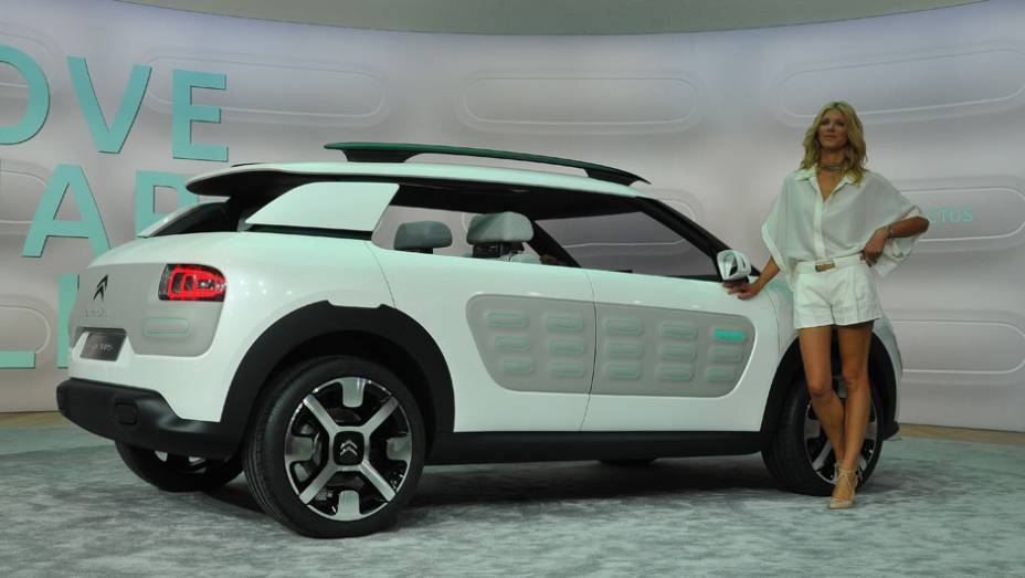 Citroen Cactus | <a href="https://preprod.quatrorodas.abril.com.br/saloes/frankfurt/2013/citroen-cactus-concept-752359.shtml" rel="migration">Leia mais</a>