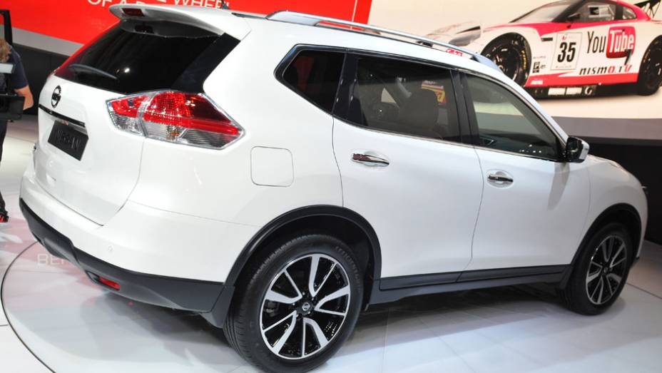 Nissan X-Trail | <a href="https://preprod.quatrorodas.abril.com.br/saloes/frankfurt/2013/nissan-x-trail-753322.shtml" rel="migration">Leia mais</a>