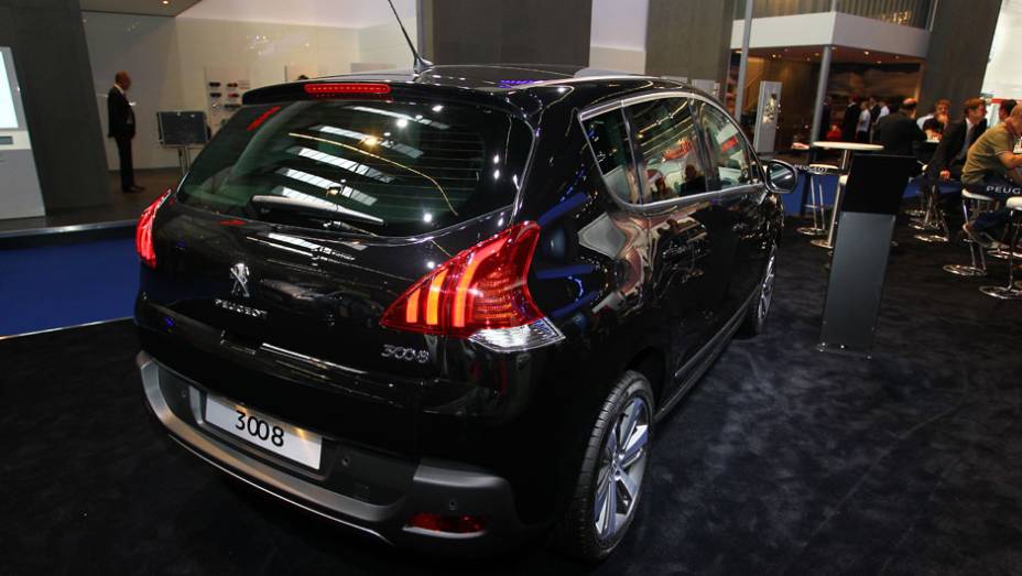 Peugeot 3008 | <a href="https://preprod.quatrorodas.abril.com.br/saloes/frankfurt/2013/peugeot-3008-752473.shtml" rel="migration">Leia mais</a>