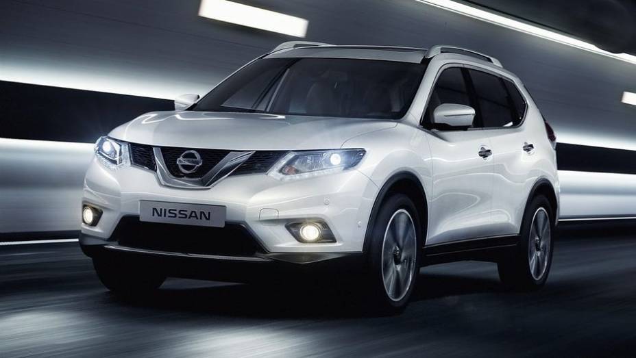 A Nissan desfez o mistério relativo aos teasers referentes ao seu novo SUV e revelou a novidade no Salão de Frankfurt. Trata-se da nova geração do X-Trail | <a href="https://preprod.quatrorodas.abril.com.br/saloes/frankfurt/2013/nissan-x-trail-753322.shtml" rel="migration">Leia m</a>