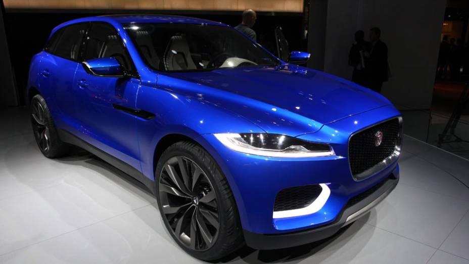 Jaguar C-X17 concept | <a href="https://preprod.quatrorodas.abril.com.br/saloes/frankfurt/2013/jaguar-c-x17-concept-752065.shtml" rel="migration">Leia mais</a>