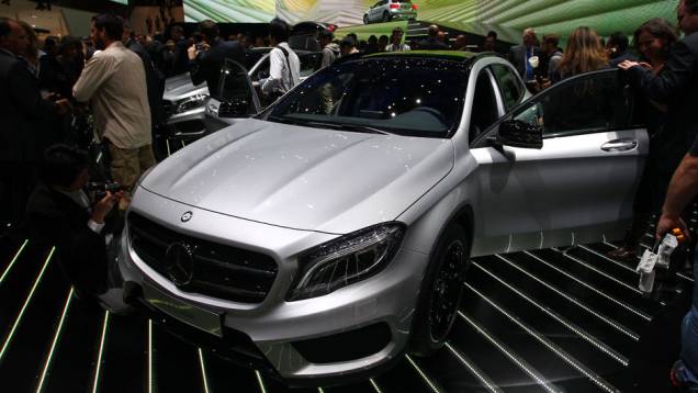 Mercedes-Benz GLA | <a href="https://preprod.quatrorodas.abril.com.br/saloes/frankfurt/2013/mercedes-benz-gla-752127.shtml" rel="migration">Leia mais</a> Mercedes-Benz GLA | <a href="https://preprod.quatrorodas.abril.com.br/saloes/frankfurt/2013/mercedes-benz-gla-752127.shtml" rel="migration">Leia mais</a>