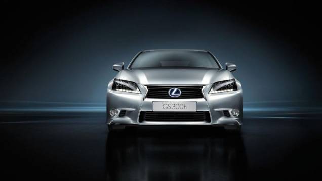 A potência total entregue pelo conjunto é de 223 cavalos | <a href="https://preprod.quatrorodas.abril.com.br/saloes/frankfurt/2013/lexus-gs-300h-753665.shtml" rel="migration">Leia mais</a> A potência total entregue pelo conjunto é de 223 cavalos | <a href="https://preprod.quatrorodas.abril.com.br/saloes/frankfurt/2013/lexus-gs-300h-753665.shtml" rel="migration">Leia mais</a>