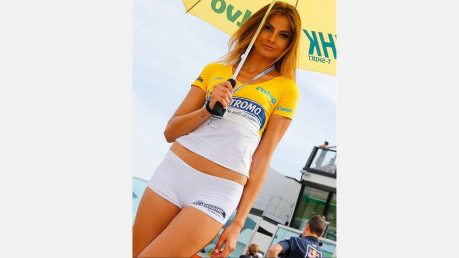 Veja as belas garotas da MotoGP, etapa de San Marino| <a href="https://preprod.quatrorodas.abril.com.br/moto/noticias/motogp-lorenzo-triunfa-misano-754124.shtml" rel="migration">Leia mais</a>