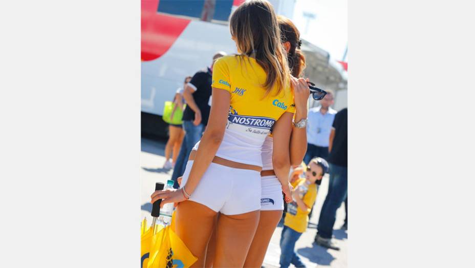 Veja as belas garotas da MotoGP, etapa de San Marino| <a href="https://preprod.quatrorodas.abril.com.br/moto/noticias/motogp-lorenzo-triunfa-misano-754124.shtml" rel="migration">Leia mais</a>