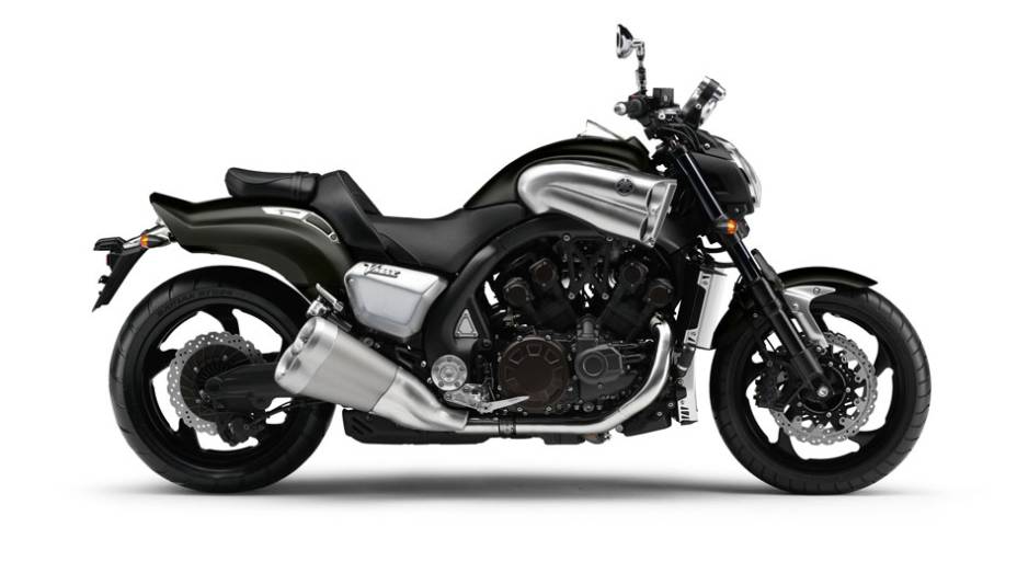 Moto pesa 310 kg, j&aacute; em ordem de marcha | <a href="https://preprod.quatrorodas.abril.com.br/moto/noticias/tmax-destaque-yamaha-salao-duas-rodas-756402.shtml" rel="migration">Leia mais</a>