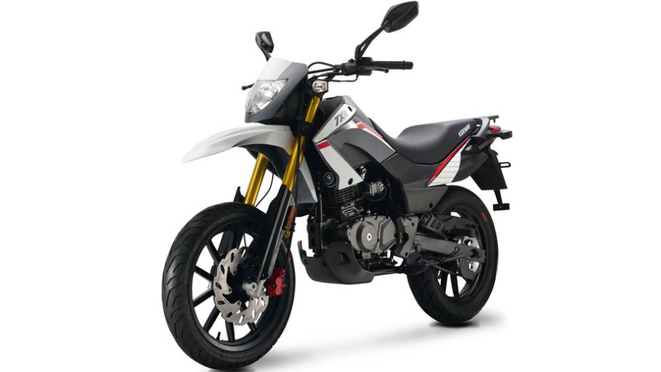 Keeway TXM 150 - R$ 6.326,00 | <a href="https://preprod.quatrorodas.abril.com.br/moto/noticias/keeway-chega-ao-brasil-oito-modelos-756823.shtml" rel="migration">Leia mais</a>