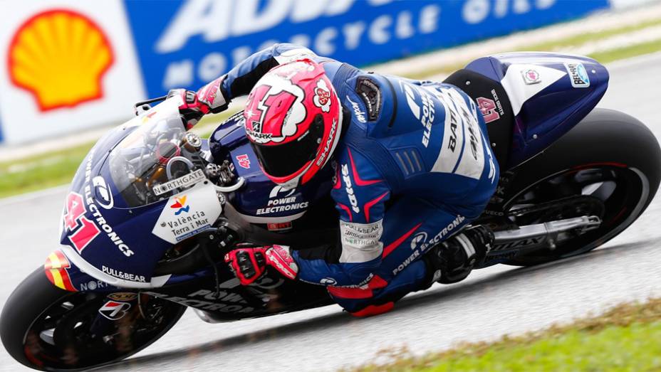 Aleix Espargaró ficou com o nono lugar | <a href="https://preprod.quatrorodas.abril.com.br/moto/noticias/motogp-dani-pedrosa-vence-sepang-756916.shtml" rel="migration">Leia mais</a>